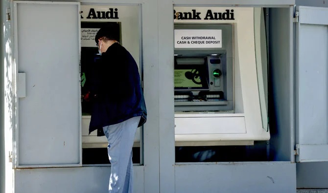 Lebanon banks ATM withfdrawal